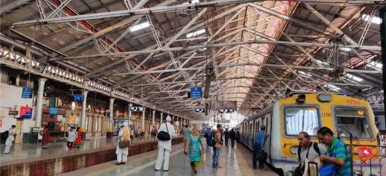 train station in Mumbai